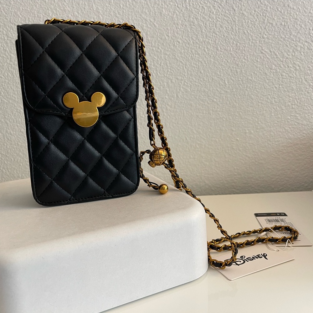 Disney small bag with adjustable strap. Cute cute cute